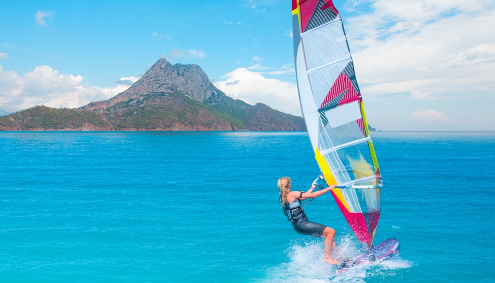 windsurf θέα