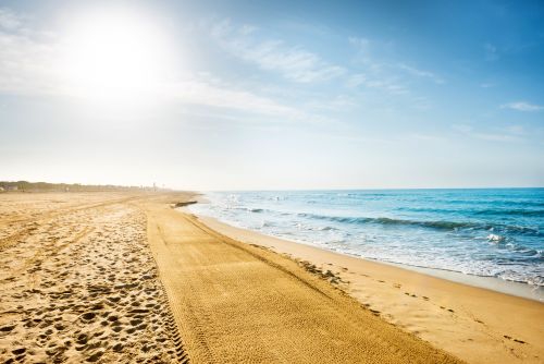 Στους 40 βαθμούς το θερμόμετρο – Ποιες περιοχές θα “χτυπήσει” ο καύσωνας