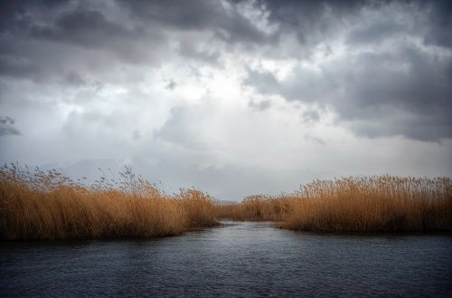 Φθινοπωρινός ο καιρός : Έρχονται βροχές, καταιγίδες και πτώση θερμοκρασίας