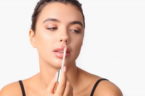 Lip Bloss: Το προϊόν μακιγιάζ που θα σας χαρίσει χείλη για φίλημα!