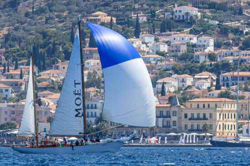 Spetses Classic Yacht Regatta 2024: Η Moët & Chandon Χρυσός Χορηγός του κορυφαίου Διεθνή Αγώνα Ιστιοπλοΐας