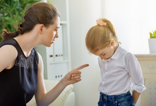 Γονείς: Τι σημαίνει «θετική μορφή πειθαρχίας»;