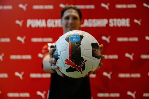 PUMA: Ο Παναγιώτης Ρέτσος παρουσίασε την επίσημη μπάλα του Πρωταθλήματος