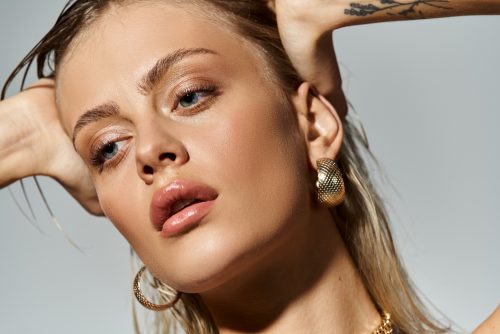 Nude Eyeliner: 7 τρόποι για να το φορέσετε, σύμφωνα με τους makeup artists