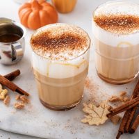 Cozy και απολαυστικό pumpkin spice latte