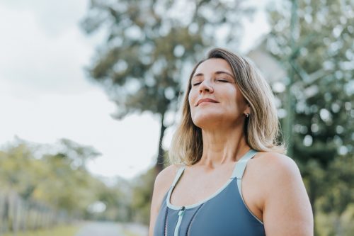 Box breathing: H άσκηση αναπνοής που ρίχνει την πίεση