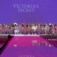 Victoria Secret: Η Ανθή Φακιδάρη εντυπωσίασε στην πασαρέλα