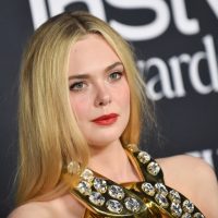 Elle Fanning: Οι γυναίκες που θαυμάζει και η αγάπη της για το μακιγιάζ