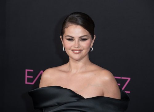 Selena Gomez: Μας έδειξε στο TikTok το καθημερινό της μακιγιάζ