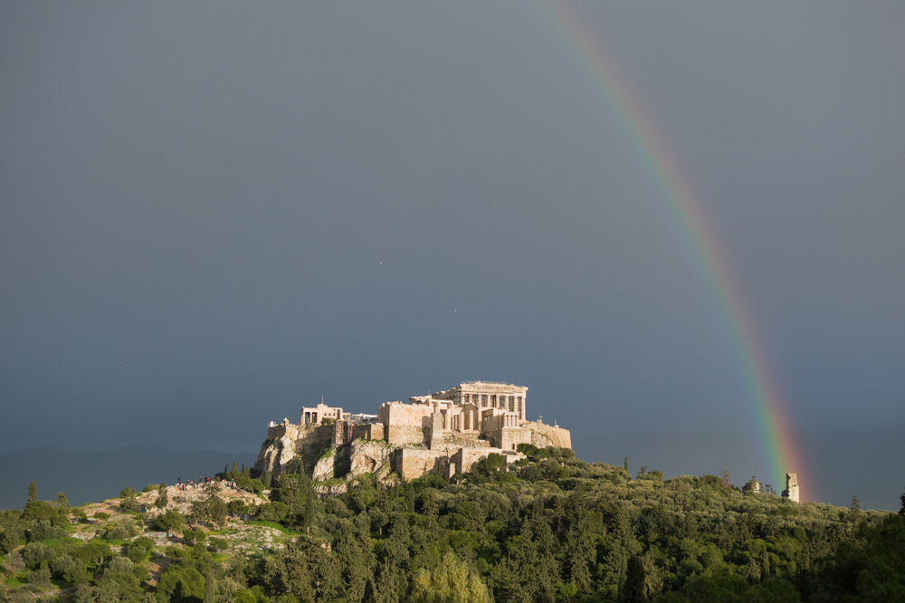 Βελτιώνεται σήμερα Πέμπτη ο καιρός